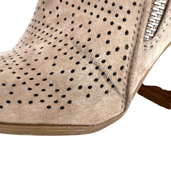 Carlos By Carlos Santana Hacey Doe Brown Heeled Ankle Boots Size 7M NWT - Picture 6 of 11